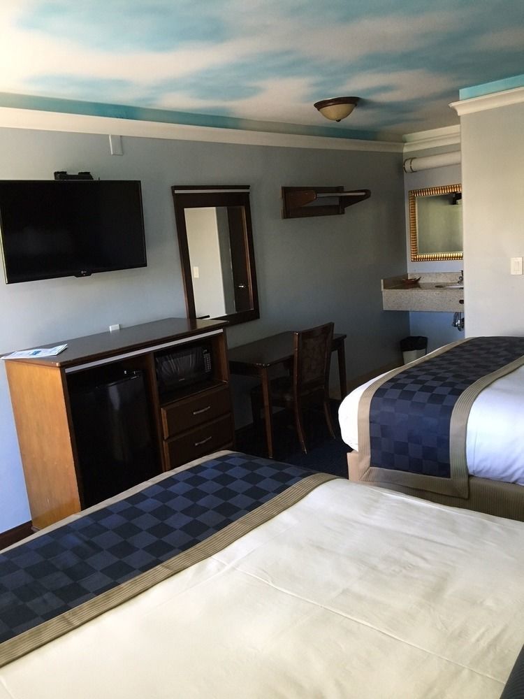 Hollywood Palms Inns & Suites Лос Анджелис Екстериор снимка
