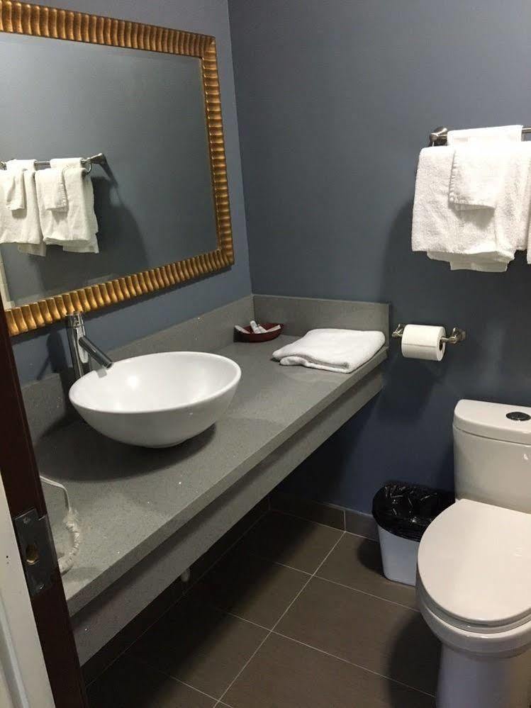 Hollywood Palms Inns & Suites Лос Анджелис Екстериор снимка
