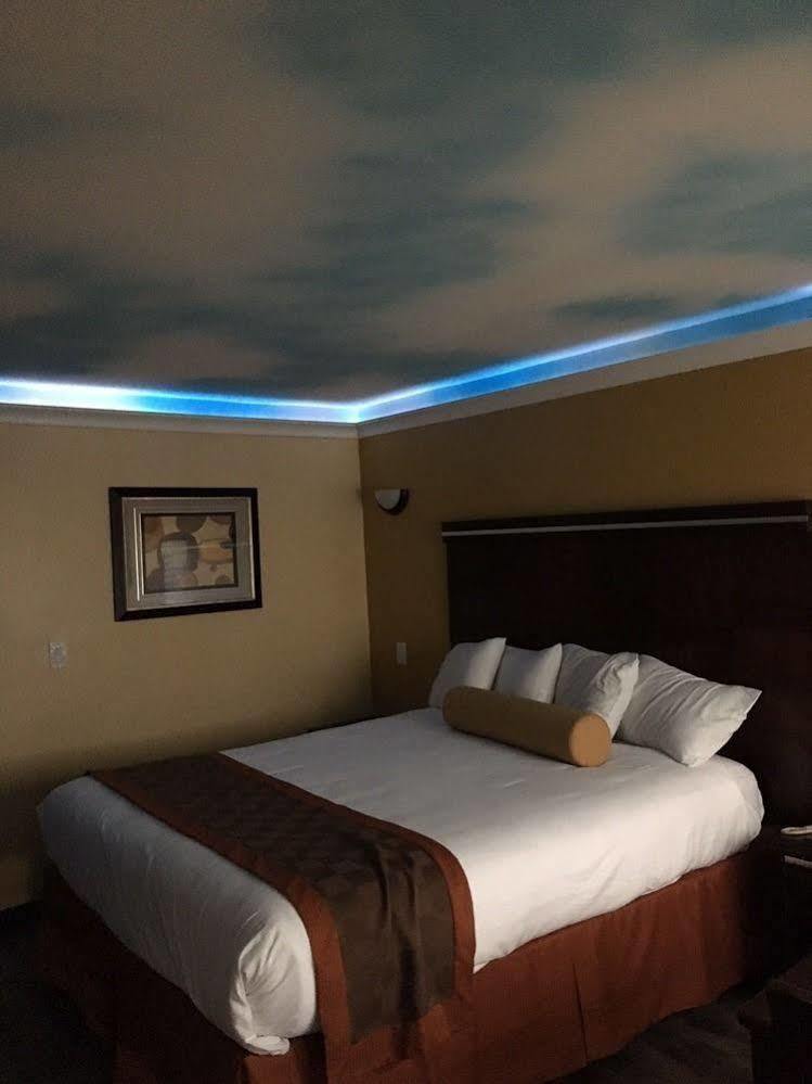Hollywood Palms Inns & Suites Лос Анджелис Екстериор снимка